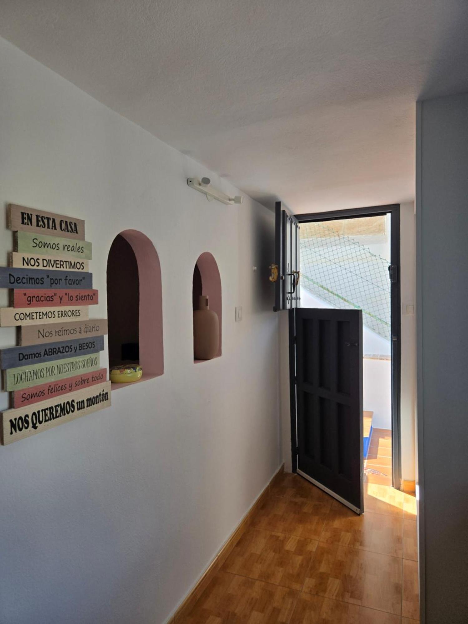 La Cueva Ines Apartment อัลเมรีอา ภายนอก รูปภาพ